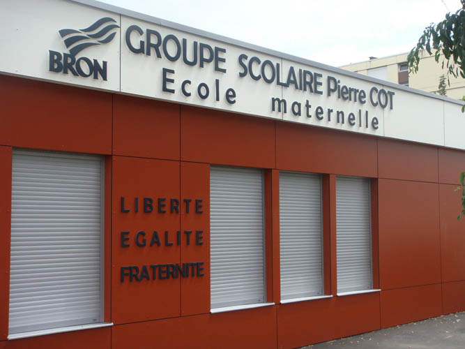 Entretien d'enseignes Villefranche-sur-Saône